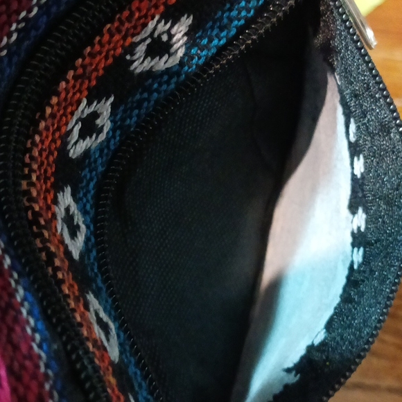 Multi color 3 zippered front section crossbody shoulder bag - Picture 13 of 17